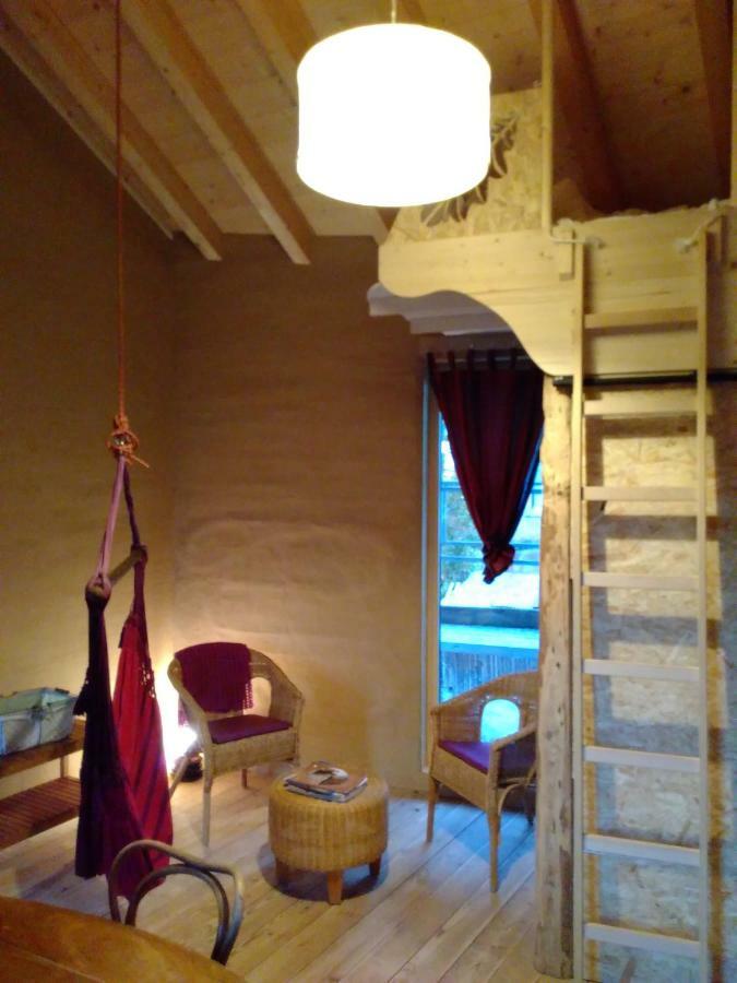 Element-Terre Hotel Aigle Eksteriør billede